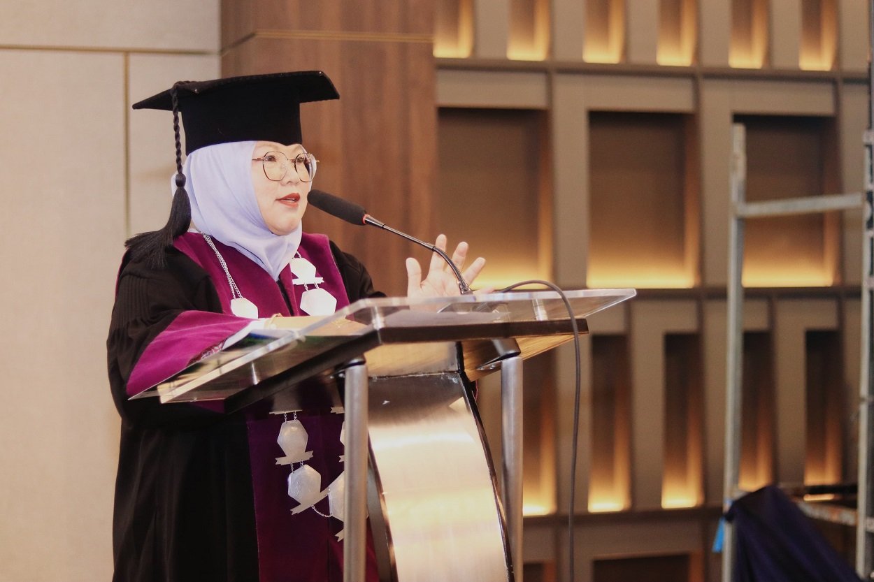 Sidang Senat Terbuka Wisuda Sarjana V STAI Al-Muhajirin Purwakarta: Cetak 107 Sarjana Berkarakter, B